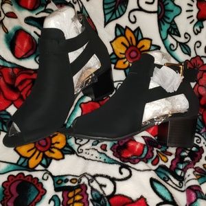 Size 5 Heels from Fashion Nova Never worn